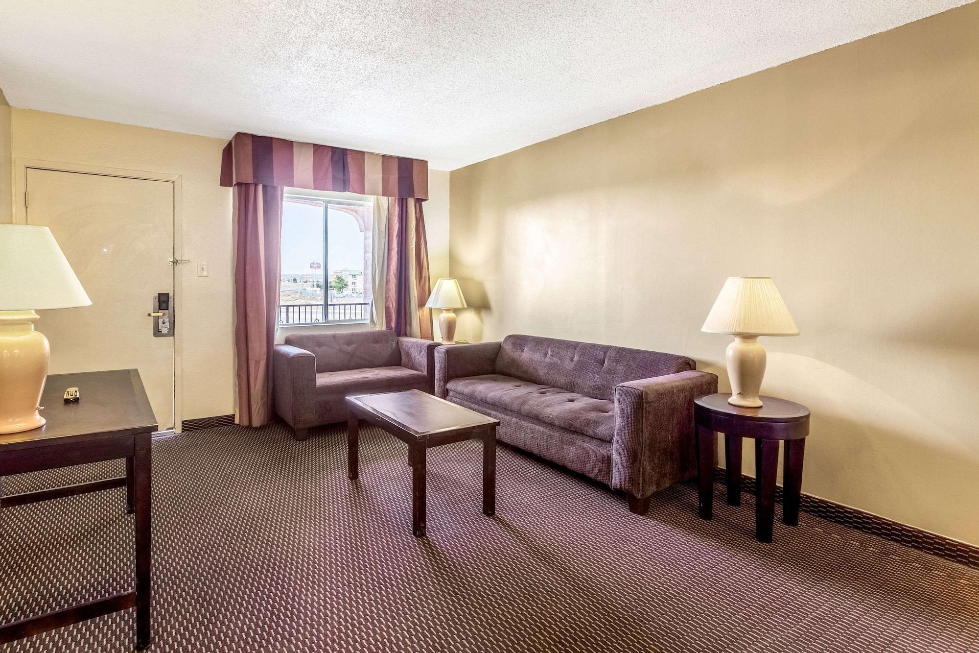Mesilla Valley Days Inn & Suites Лас Крусес Екстериор снимка