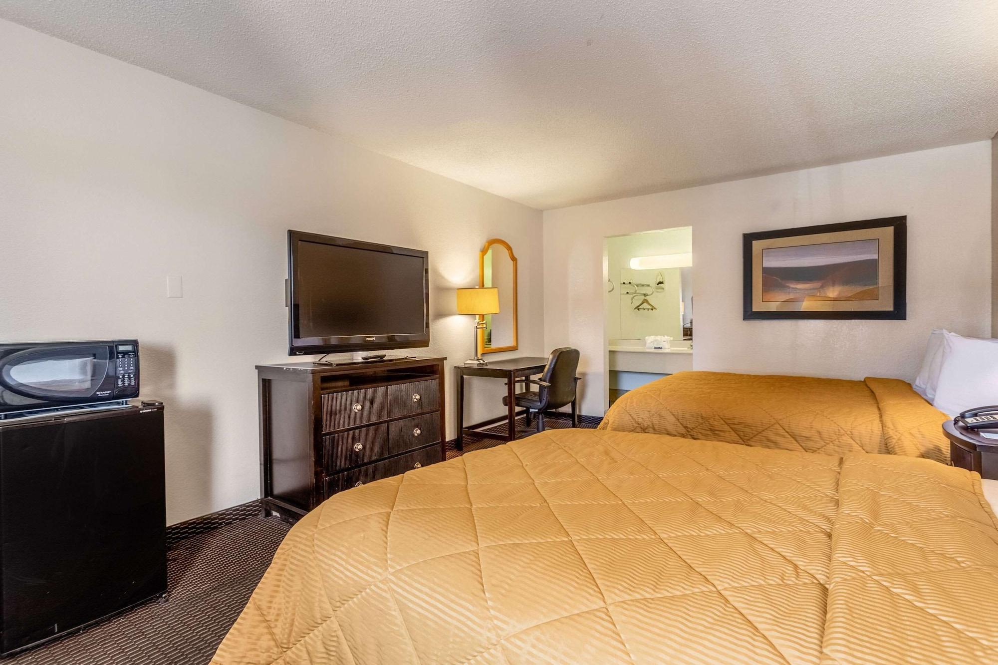 Mesilla Valley Days Inn & Suites Лас Крусес Екстериор снимка