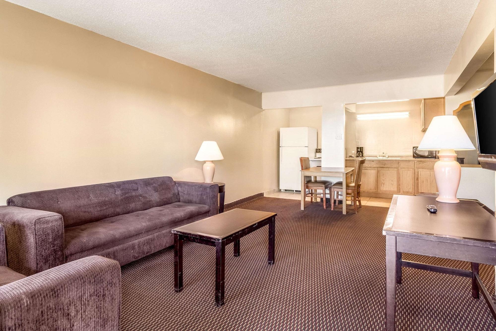 Mesilla Valley Days Inn & Suites Лас Крусес Екстериор снимка