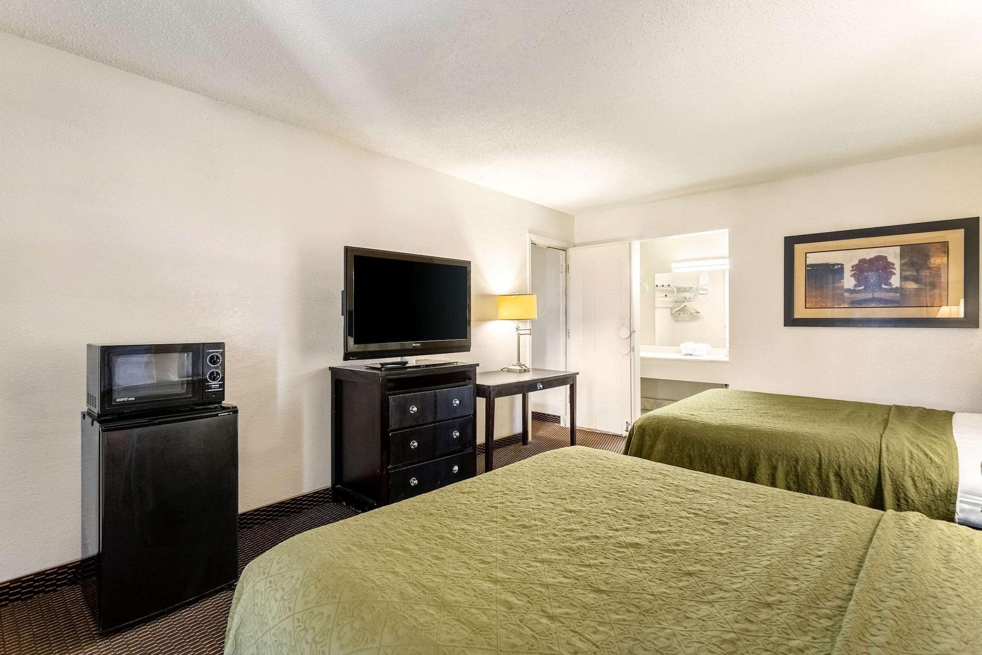 Mesilla Valley Days Inn & Suites Лас Крусес Екстериор снимка