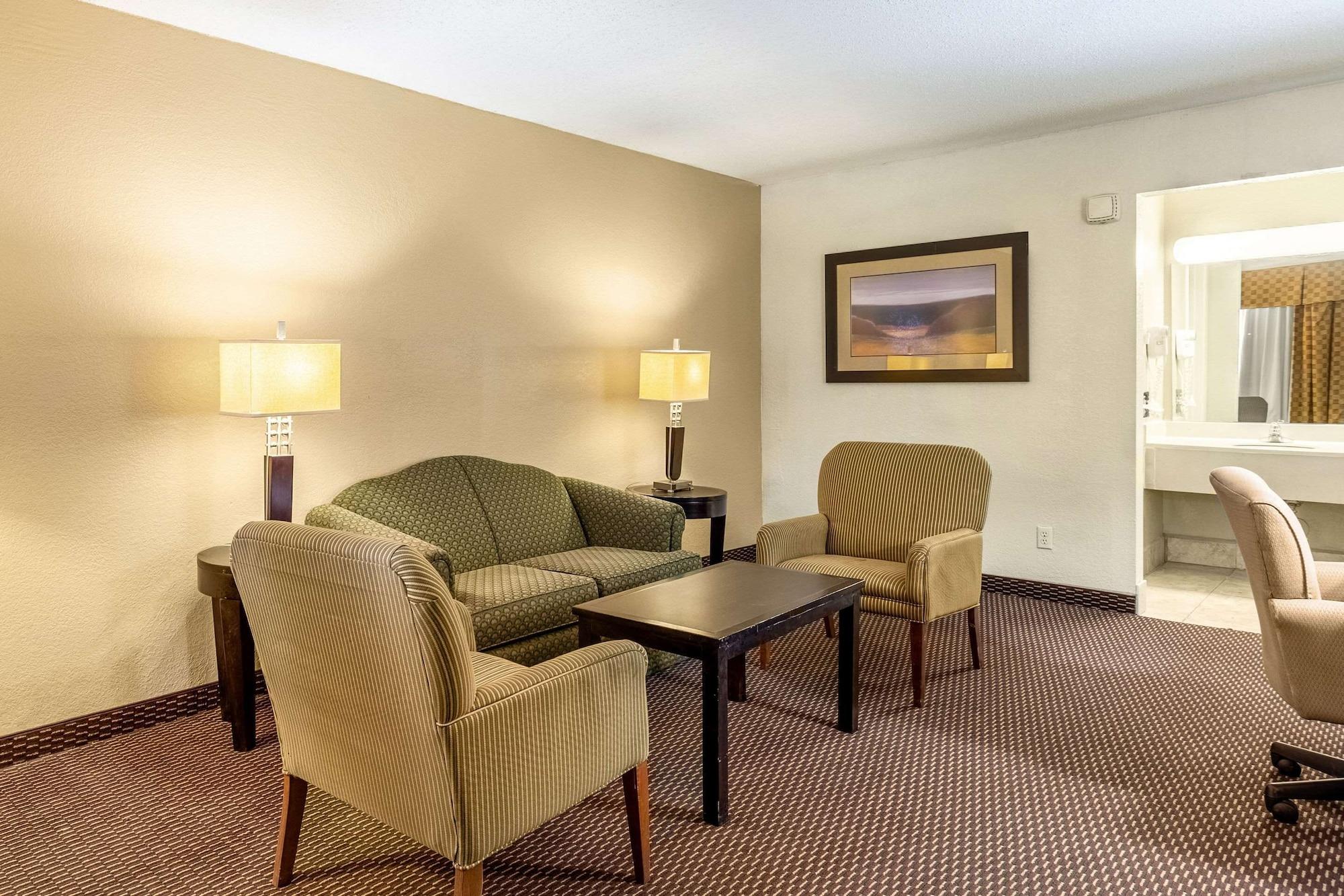 Mesilla Valley Days Inn & Suites Лас Крусес Екстериор снимка